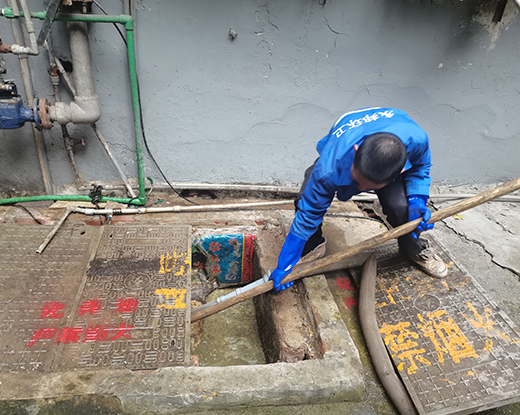 港南清掏化粪池