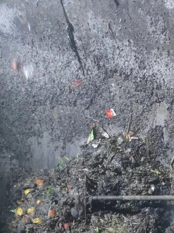 港南污水池清理
